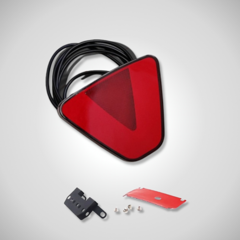 Luz Led de Stop Triangular V Roja (Tipo Fórmula 1)